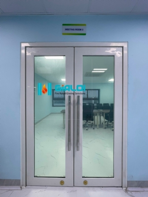 cửa kính chống cháy EI60 phút, bản lề sàn mở hai chiều 